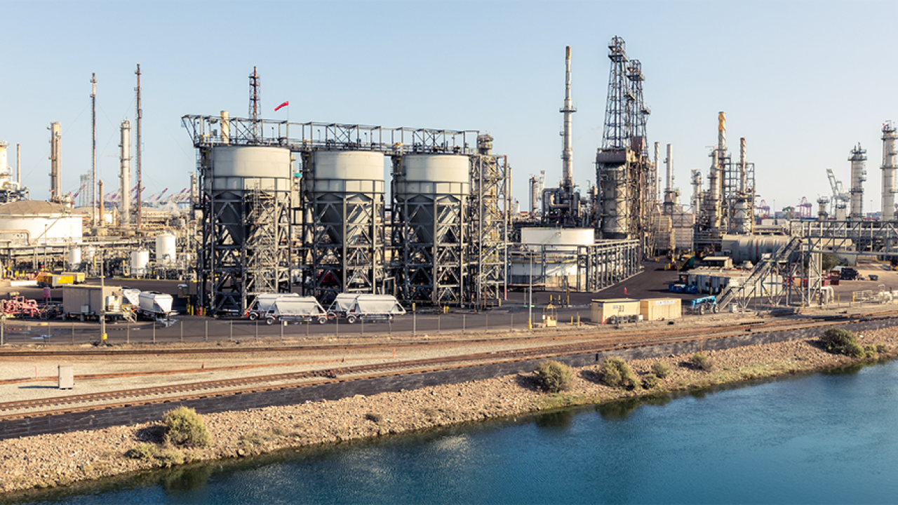 Photo of petrochemical industrial area in Los Angeles, California